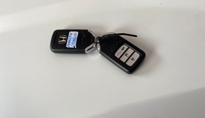 2021 Honda City 1.5L I-VTEC ZX, Petrol, Manual, 20,193 km, Key Close Up
