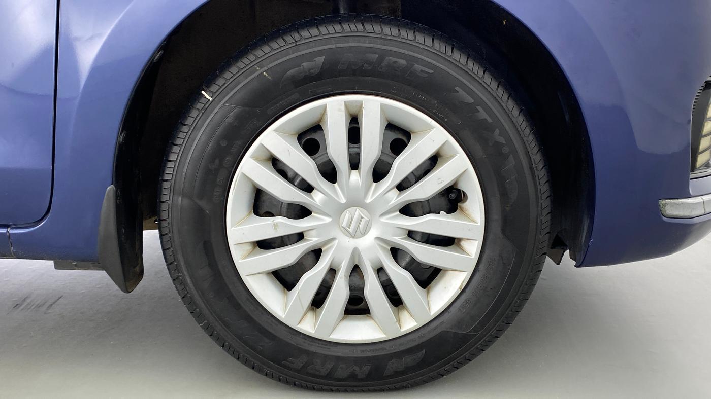 2017 Maruti Dzire VXI, Petrol, Manual, 41,639 km, Right Front Wheel