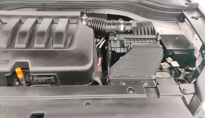 2022 Mahindra XUV700 MX P MT 5 STR, Petrol, Manual, 12,995 km, Engine View - Left