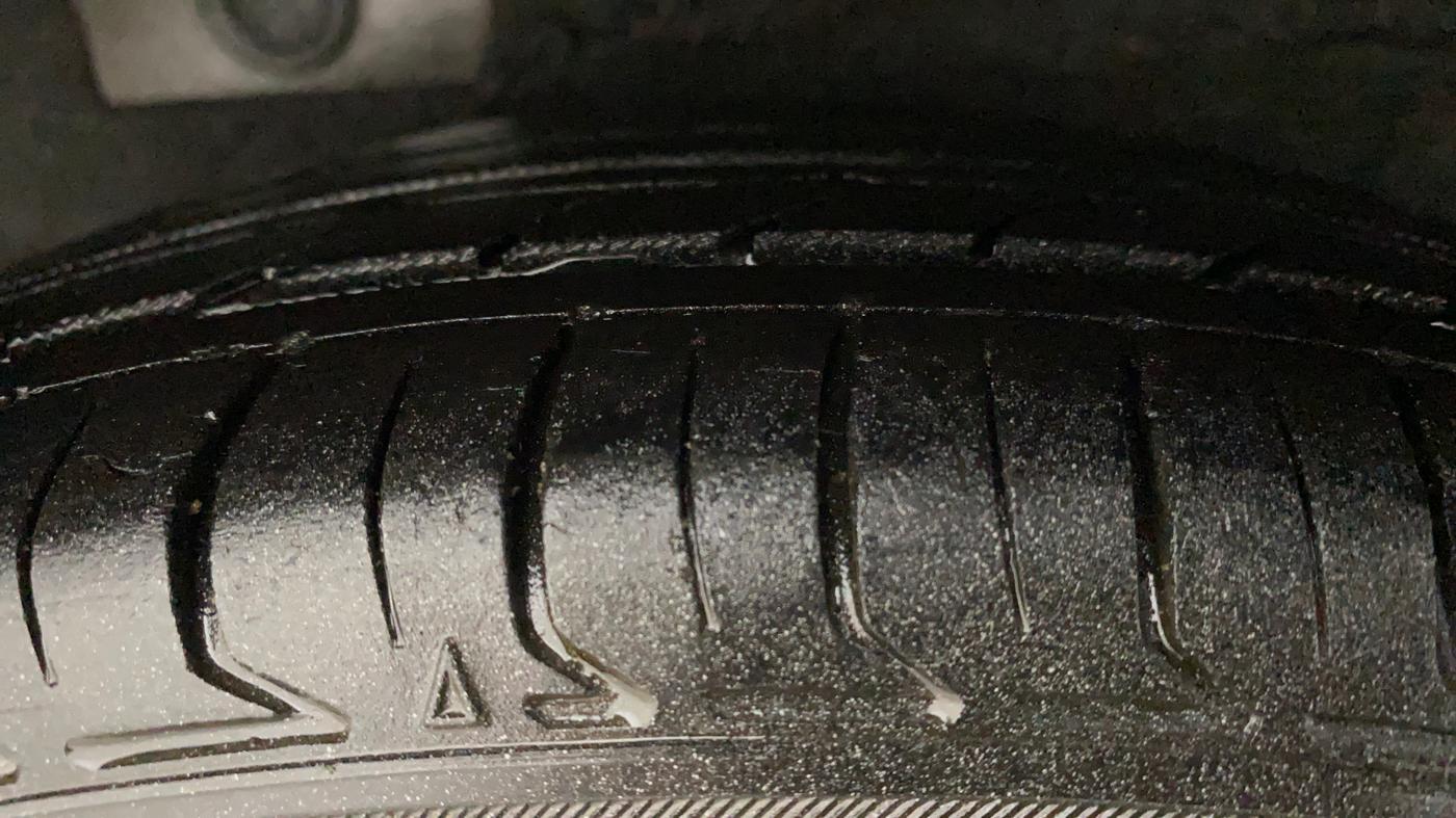 2012 Hyundai i10 MAGNA 1.2, Petrol, Manual, 56,852 km, Right Rear Tyre Tread