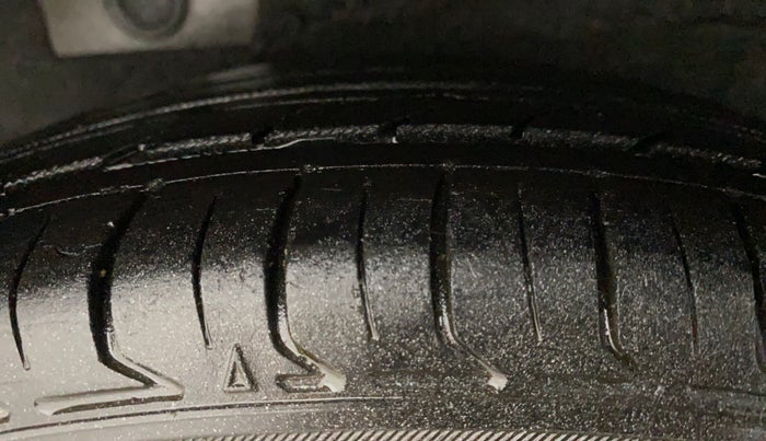 2012 Hyundai i10 MAGNA 1.2, Petrol, Manual, 56,852 km, Right Rear Tyre Tread