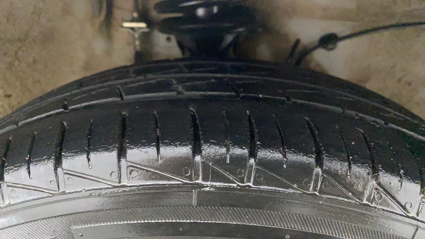 2022 Maruti Alto LXI OPT CNG, CNG, Manual, 35,503 km, Right Front Tyre Tread