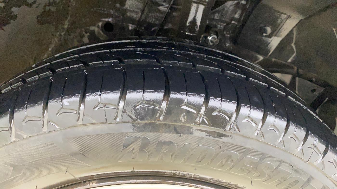 2019 Honda Amaze 1.2L I-VTEC S, CNG, Manual, 95,065 km, Right Front Tyre Tread