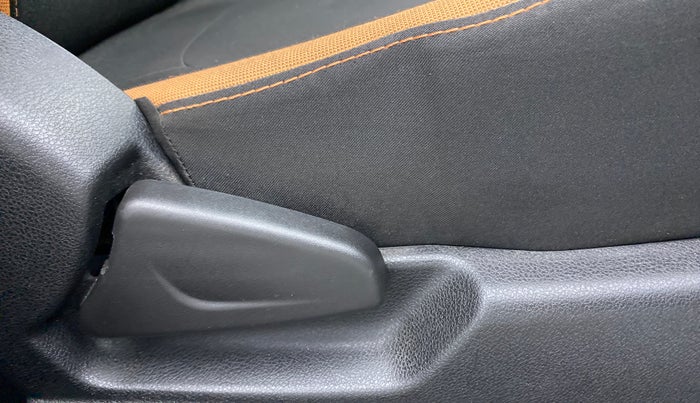 2019 Renault Kwid CLIMBER 1.0, Petrol, Manual, 3,065 km, Driver Side Adjustment Panel