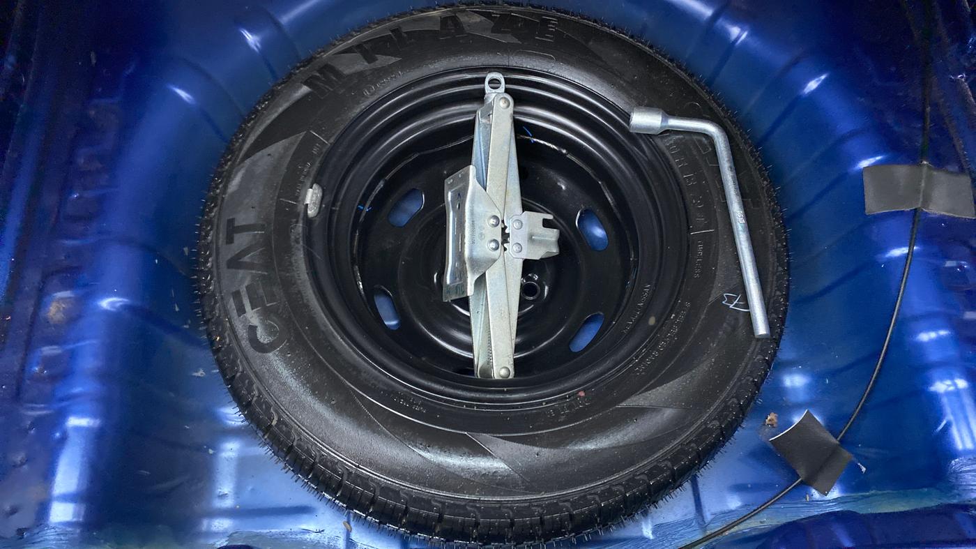 2019 Renault Kwid CLIMBER 1.0, Petrol, Manual, 3,065 km, Spare Tyre