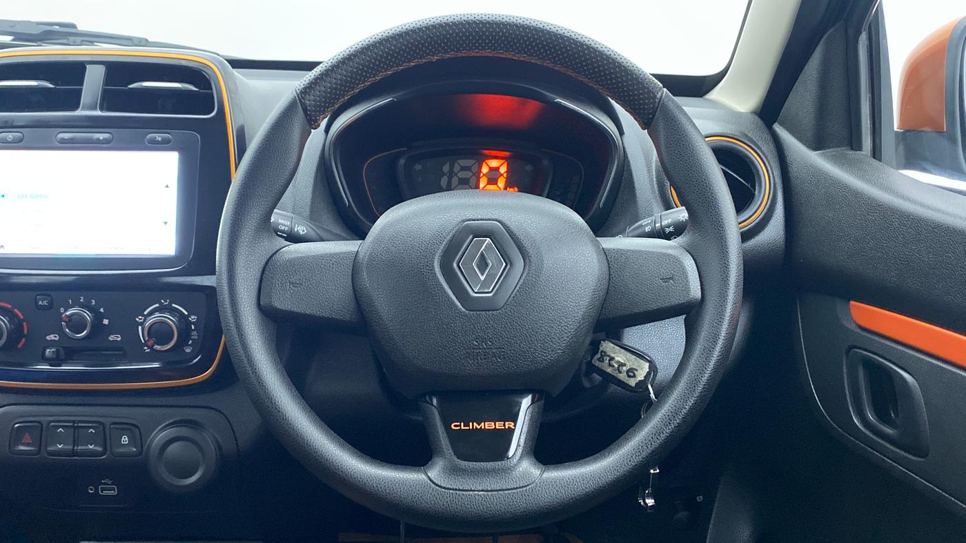 2019 Renault Kwid CLIMBER 1.0, Petrol, Manual, 3,065 km, Steering Wheel Close Up