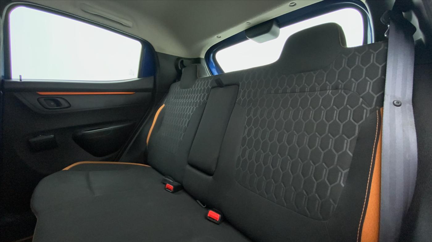 2019 Renault Kwid CLIMBER 1.0, Petrol, Manual, 3,065 km, Right Side Rear Door Cabin