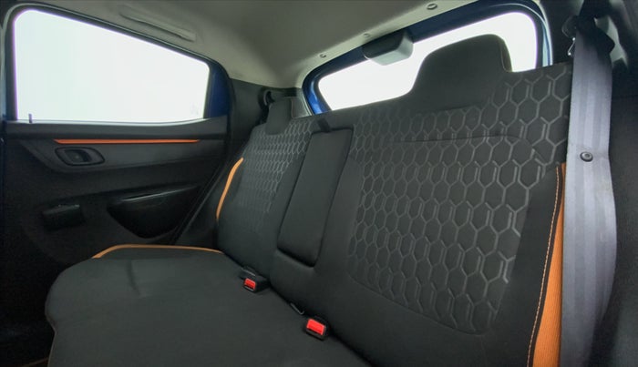2019 Renault Kwid CLIMBER 1.0, Petrol, Manual, 3,065 km, Right Side Rear Door Cabin
