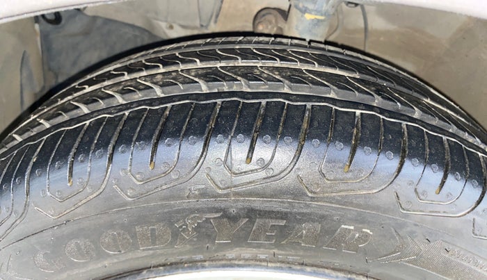 2015 Honda City 1.5L I-VTEC SV CVT, Petrol, Automatic, 35,449 km, Left Front Tyre Tread