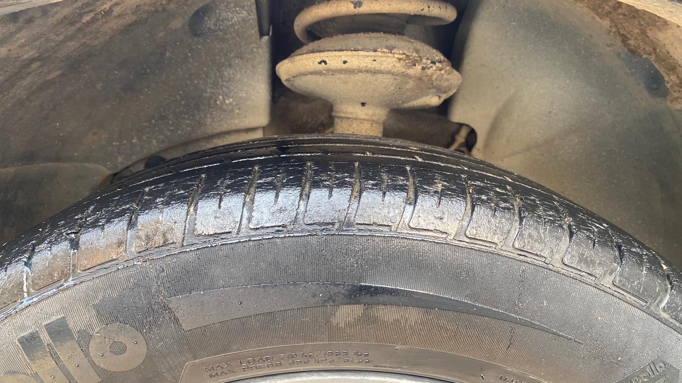 2019 Nissan Kicks XV 1.5, Petrol, Manual, 70,555 km, Left Front Tyre Tread