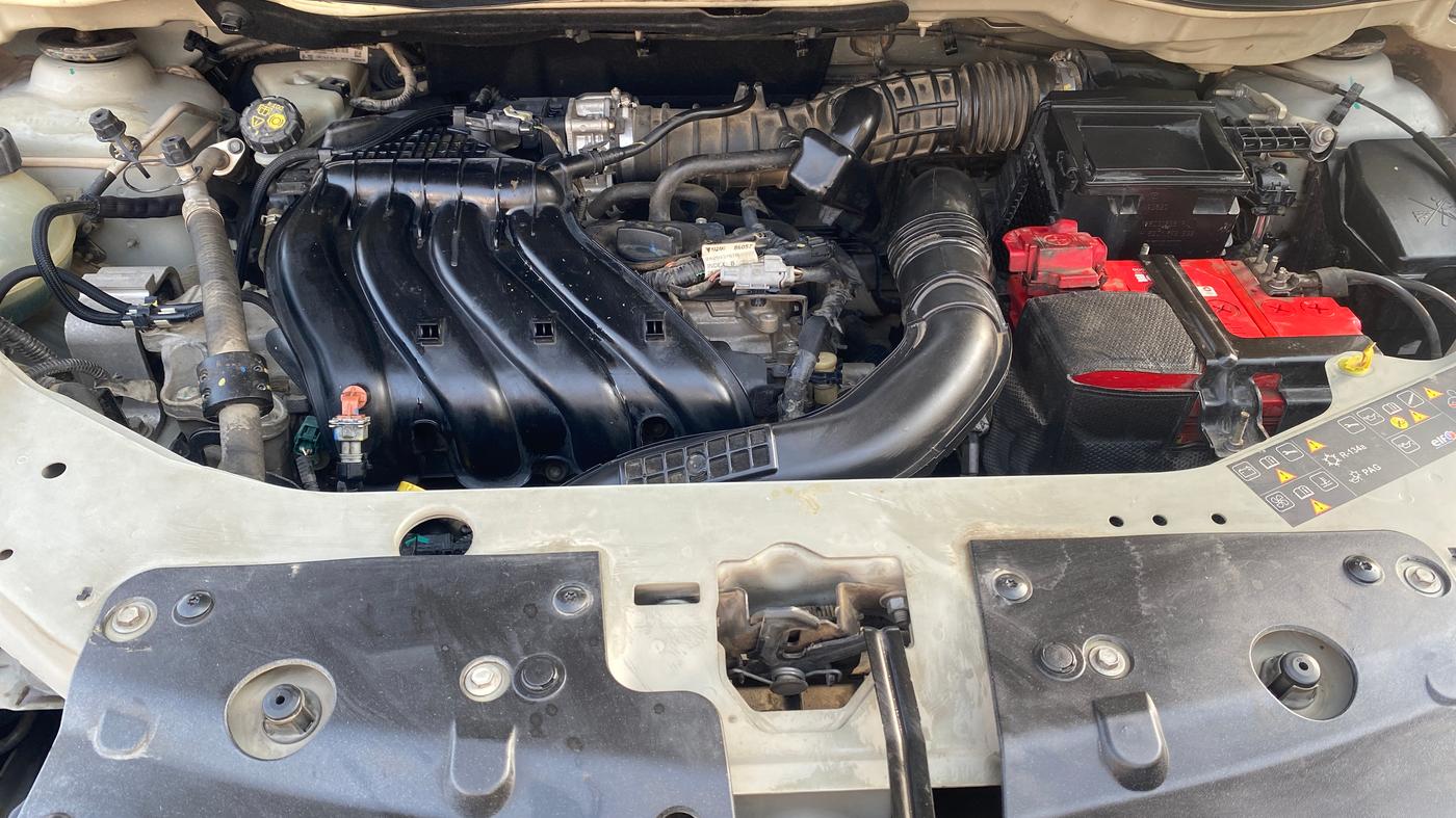 2019 Nissan Kicks XV 1.5, Petrol, Manual, 70,555 km, Engine View