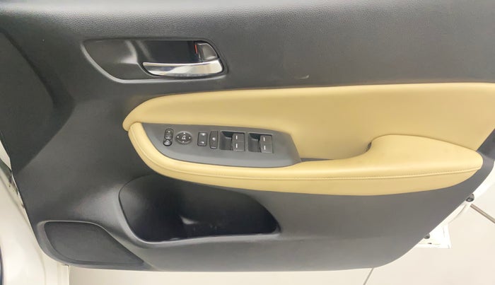 2020 Honda City 1.5L I-VTEC ZX, Petrol, Manual, 74,424 km, Driver Side Door Panels Control