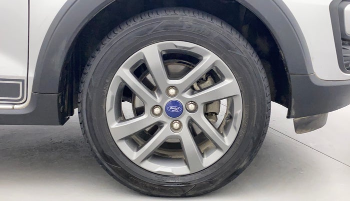 2018 Ford FREESTYLE TITANIUM 1.2 PETROL, Petrol, Manual, 64,425 km, Right Front Wheel