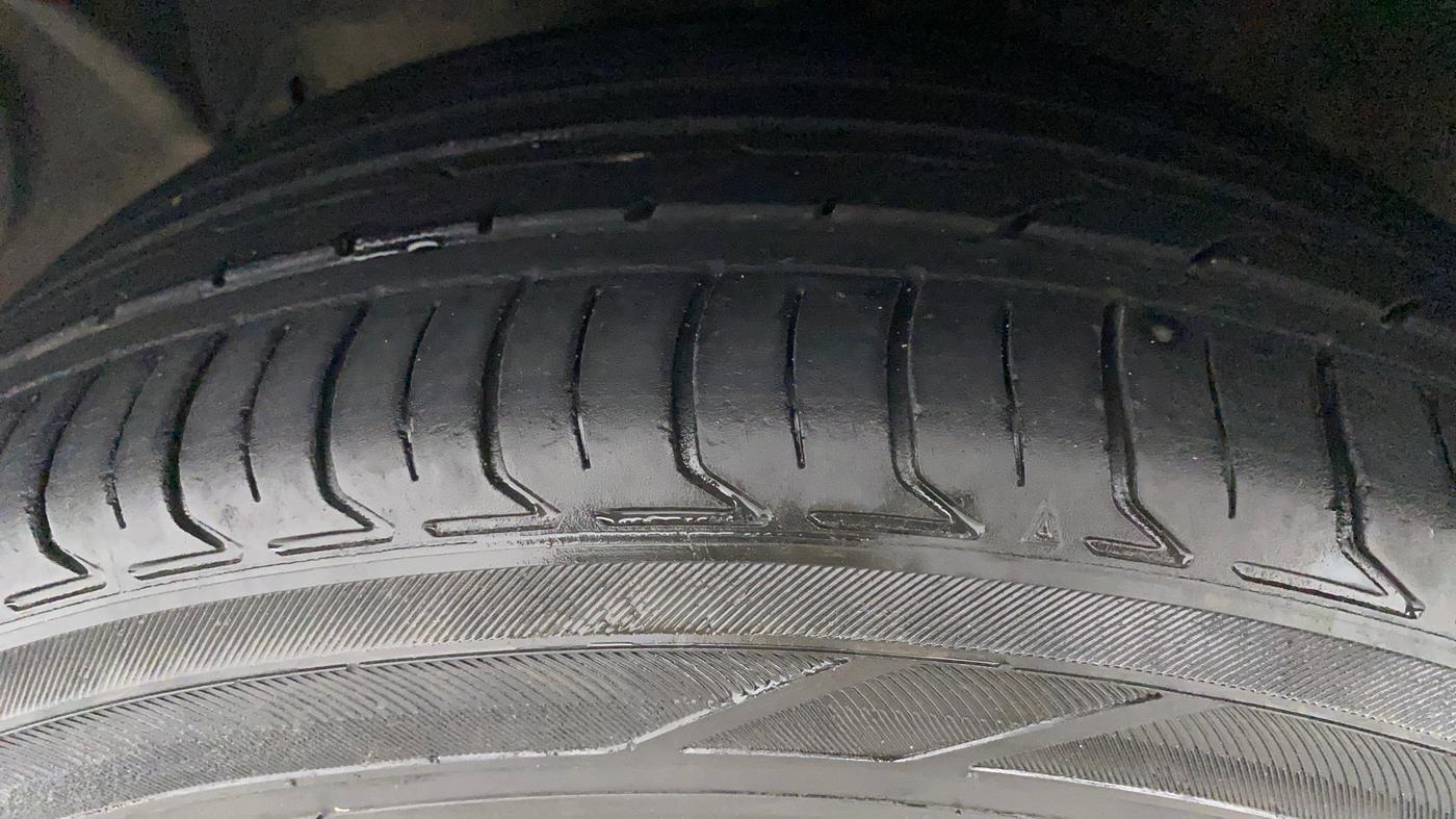 2018 Ford FREESTYLE TITANIUM 1.2 PETROL, Petrol, Manual, 64,425 km, Left Front Tyre Tread
