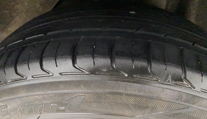 2018 Ford FREESTYLE TITANIUM 1.2 PETROL, Petrol, Manual, 64,425 km, Left Rear Tyre Tread