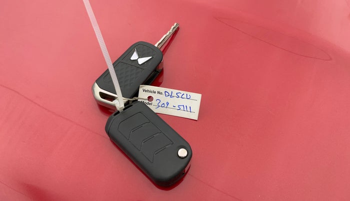 2022 Mahindra Thar LX PETROL HT 4WD AT, Petrol, Automatic, 16,507 km, Key Close Up