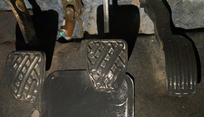 2018 Nissan Micra Active XV, Petrol, Manual, 63,439 km, Pedals