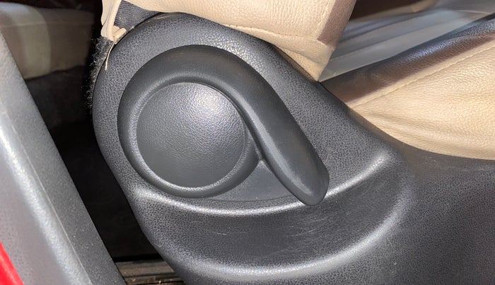 2018 Nissan Micra Active XV, Petrol, Manual, 63,439 km, Driver Side Adjustment Panel