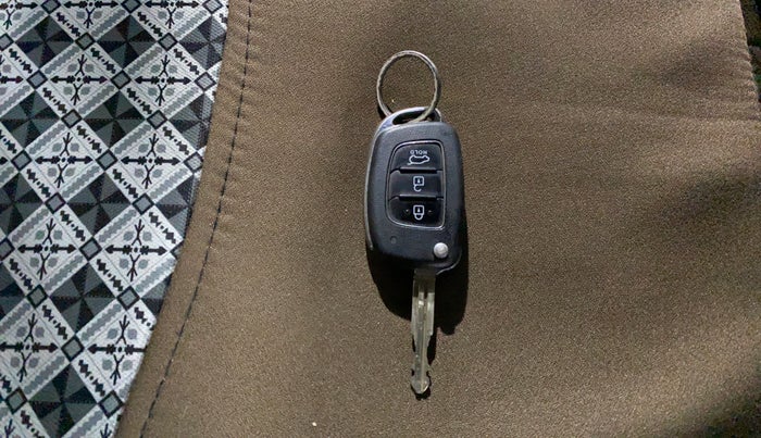 2019 Hyundai Elite i20 SPORTZ PLUS 1.2, Petrol, Manual, 43,043 km, Key Close Up