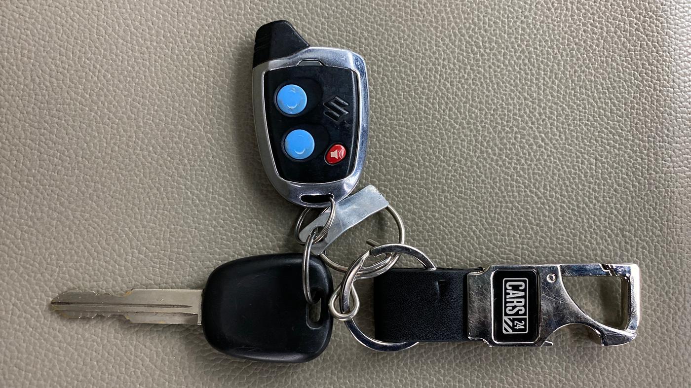 2020 Maruti Alto LXI OPT CNG, CNG, Manual, 75,591 km, Key Close Up
