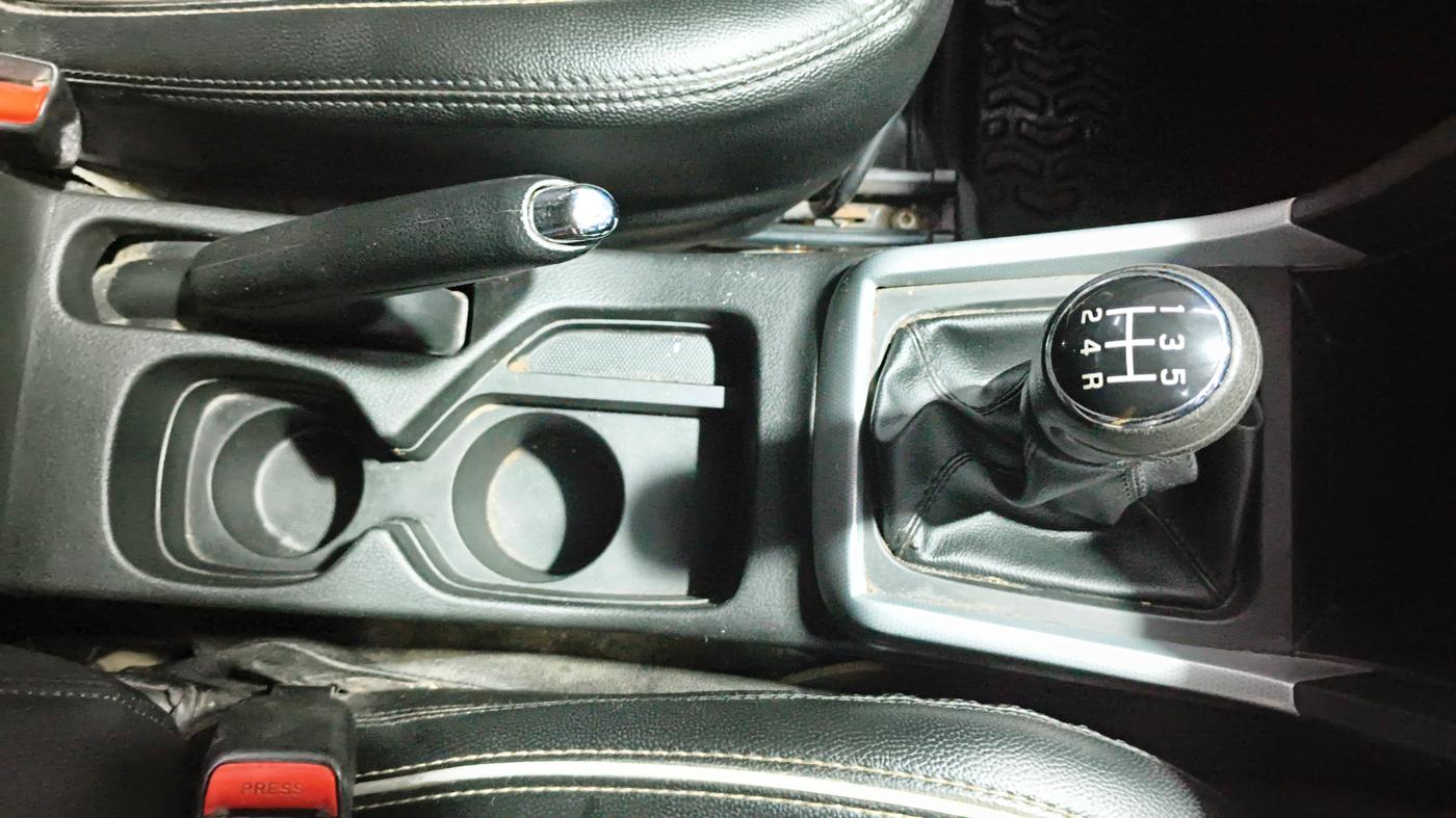 2020 Maruti Vitara Brezza ZXI PLUS DUAL TONE, Petrol, Manual, 59,753 km, Gear Lever