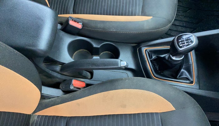 2016 Hyundai i20 Active 1.4 SX, Diesel, Manual, 65,470 km, Gear Lever