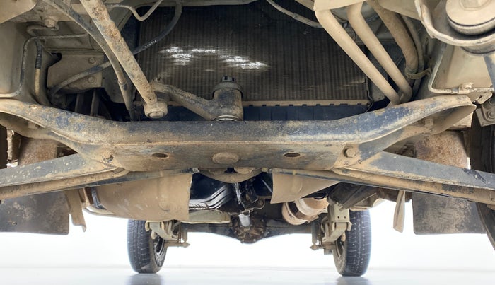 2017 Maruti Omni 5 STR, Petrol, Manual, 50,952 km, Front Underbody