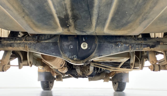 2017 Maruti Omni 5 STR, Petrol, Manual, 50,952 km, Rear Underbody