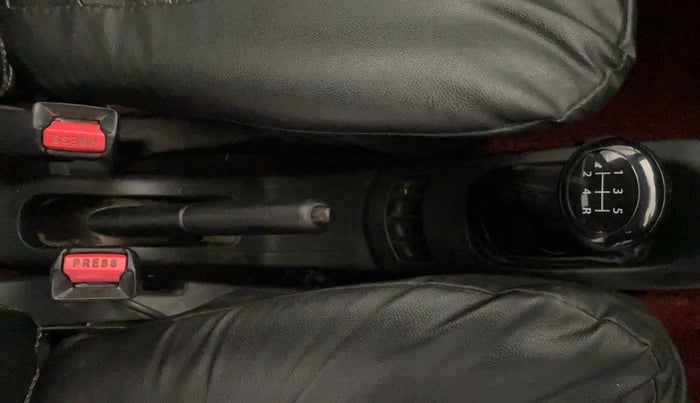 2013 Maruti Wagon R 1.0 LXI, Petrol, Manual, 88,827 km, Gear Lever