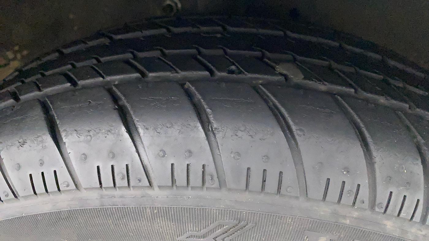 2017 Maruti Celerio ZXI, Petrol, Manual, 31,472 km, Right Front Tyre Tread
