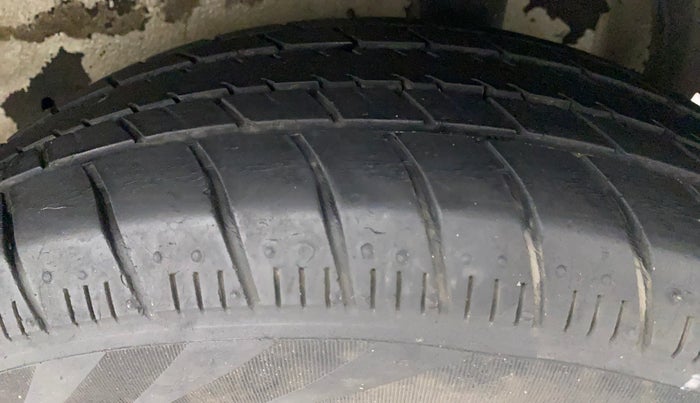 2017 Maruti Celerio ZXI, Petrol, Manual, 31,472 km, Left Rear Tyre Tread