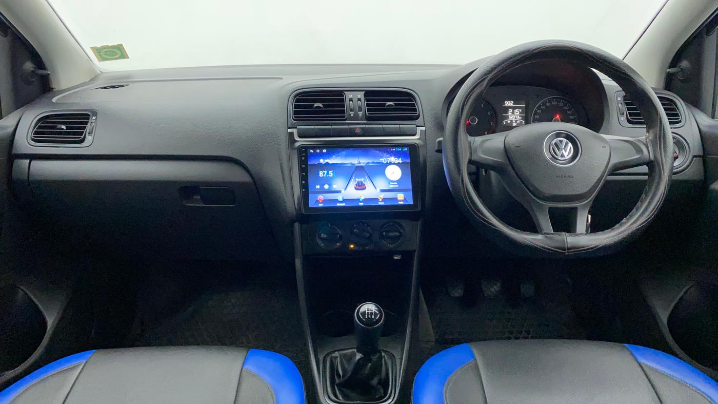 2020 Volkswagen Polo TRENDLINE 1.0L, Petrol, Manual, 52,748 km, Dashboard