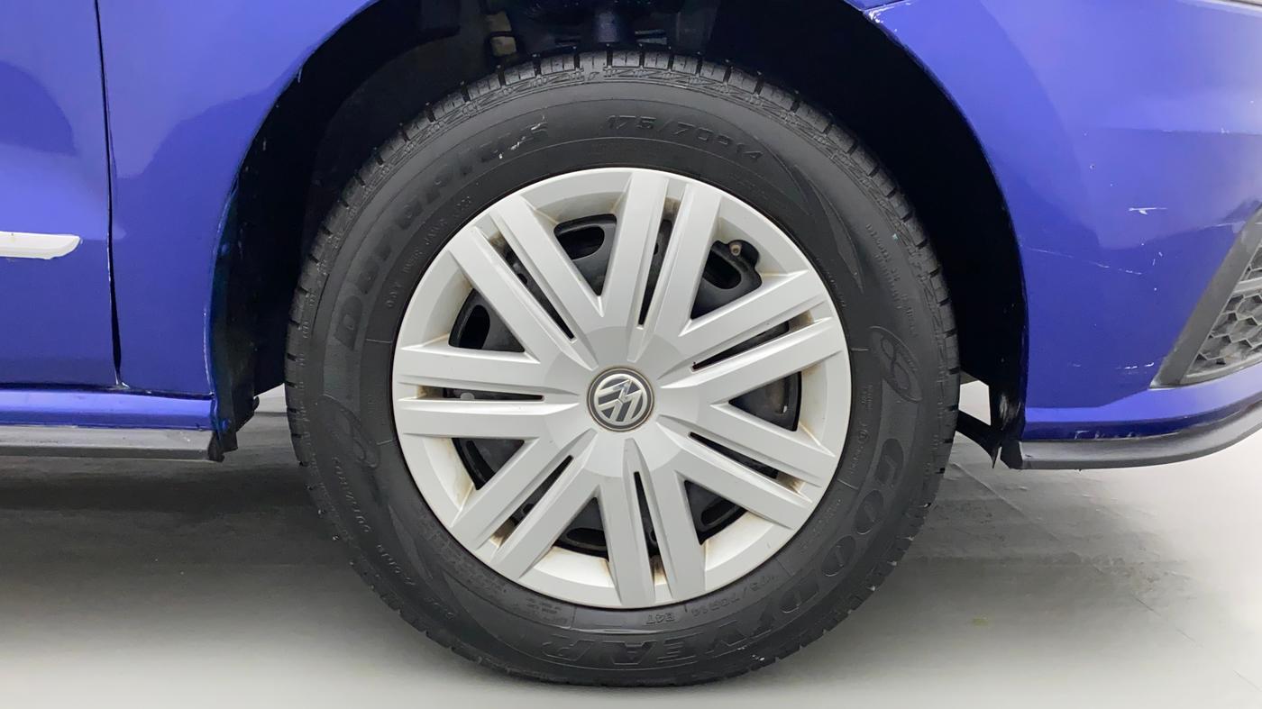 2020 Volkswagen Polo TRENDLINE 1.0L, Petrol, Manual, 52,748 km, Right Front Wheel