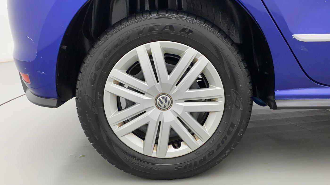 2020 Volkswagen Polo TRENDLINE 1.0L, Petrol, Manual, 52,748 km, Right Rear Wheel