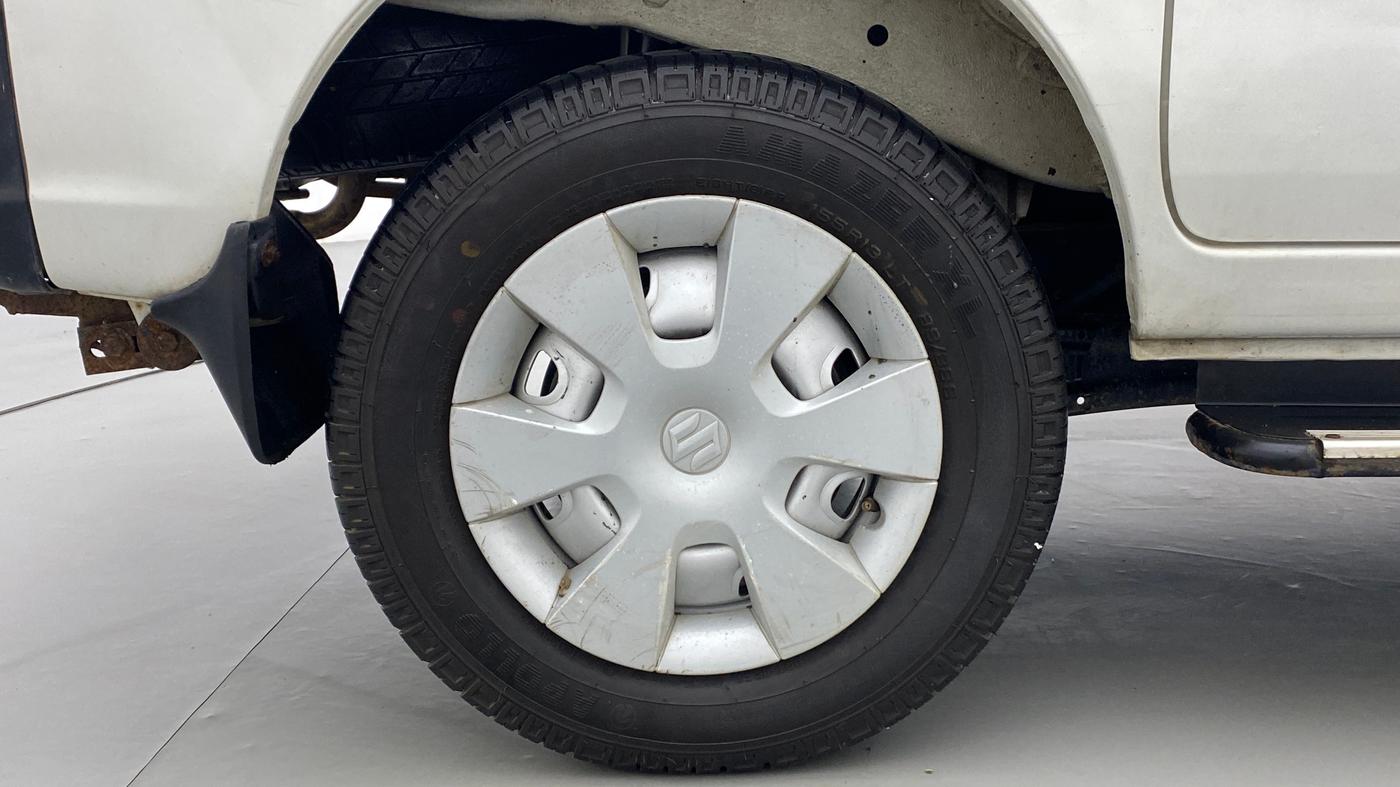 2017 Maruti Eeco 5 STR WITH AC PLUSHTR, Petrol, Manual, 33,740 km, Right Rear Wheel