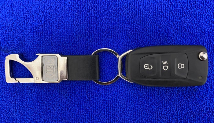 2020 Tata Tiago XZ+ 1.2 Revotron, Petrol, Manual, 21,933 km, Key Close Up