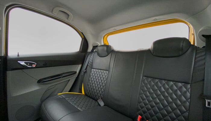 2020 Tata Tiago XZ+ 1.2 Revotron, Petrol, Manual, 21,933 km, Right Side Rear Door Cabin