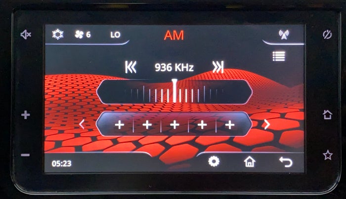 2020 Tata Tiago XZ+ 1.2 Revotron, Petrol, Manual, 21,933 km, Infotainment System