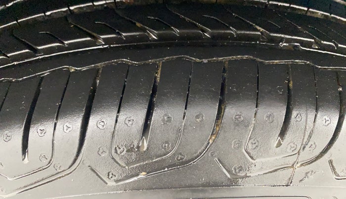 2018 Ford Ecosport TITANIUM 1.5L PETROL, Petrol, Manual, 74,224 km, Right Rear Tyre Tread