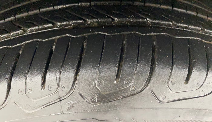 2018 Ford Ecosport TITANIUM 1.5L PETROL, Petrol, Manual, 74,224 km, Left Front Tyre Tread