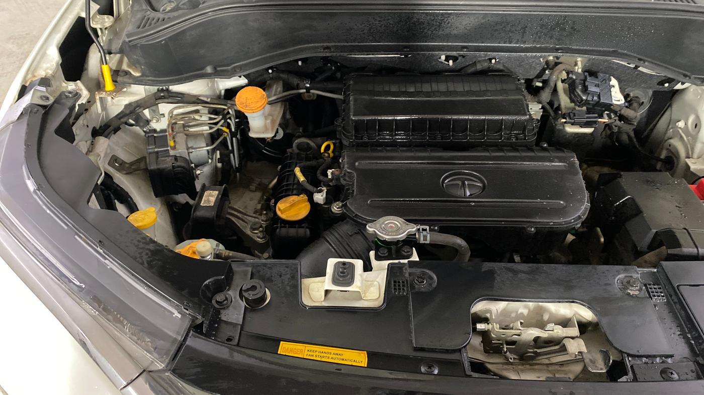 2021 Tata PUNCH CREATIVE AMT 1.2 RTN DUAL TONE, Petrol, Automatic, 31,423 km, Engine View - Right