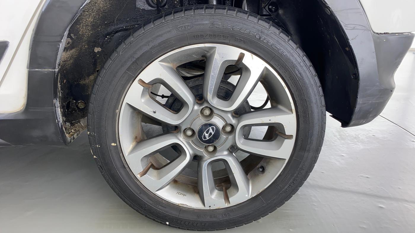 2015 Hyundai i20 Active 1.2 S, Petrol, Manual, 73,258 km, Left Rear Wheel