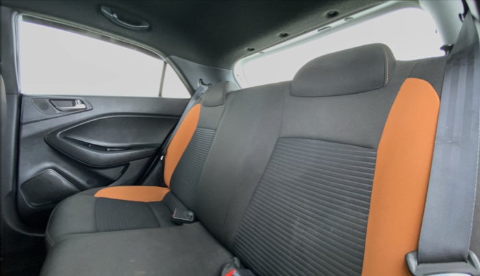 2015 Hyundai i20 Active 1.2 S, Petrol, Manual, 73,258 km, Right Side Rear Door Cabin