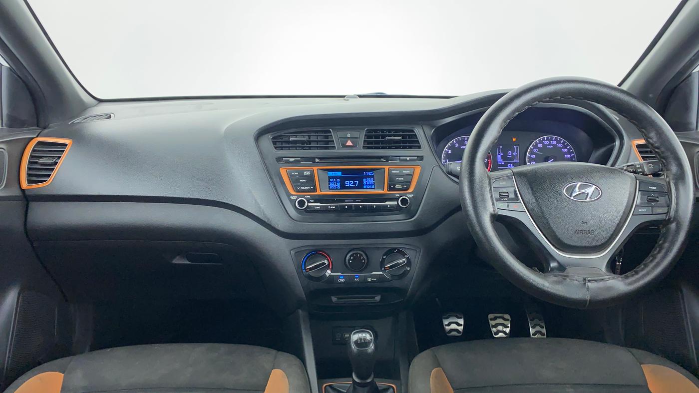 2015 Hyundai i20 Active 1.2 S, Petrol, Manual, 73,258 km, Dashboard