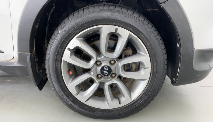 2015 Hyundai i20 Active 1.2 S, Petrol, Manual, 73,258 km, Right Front Wheel