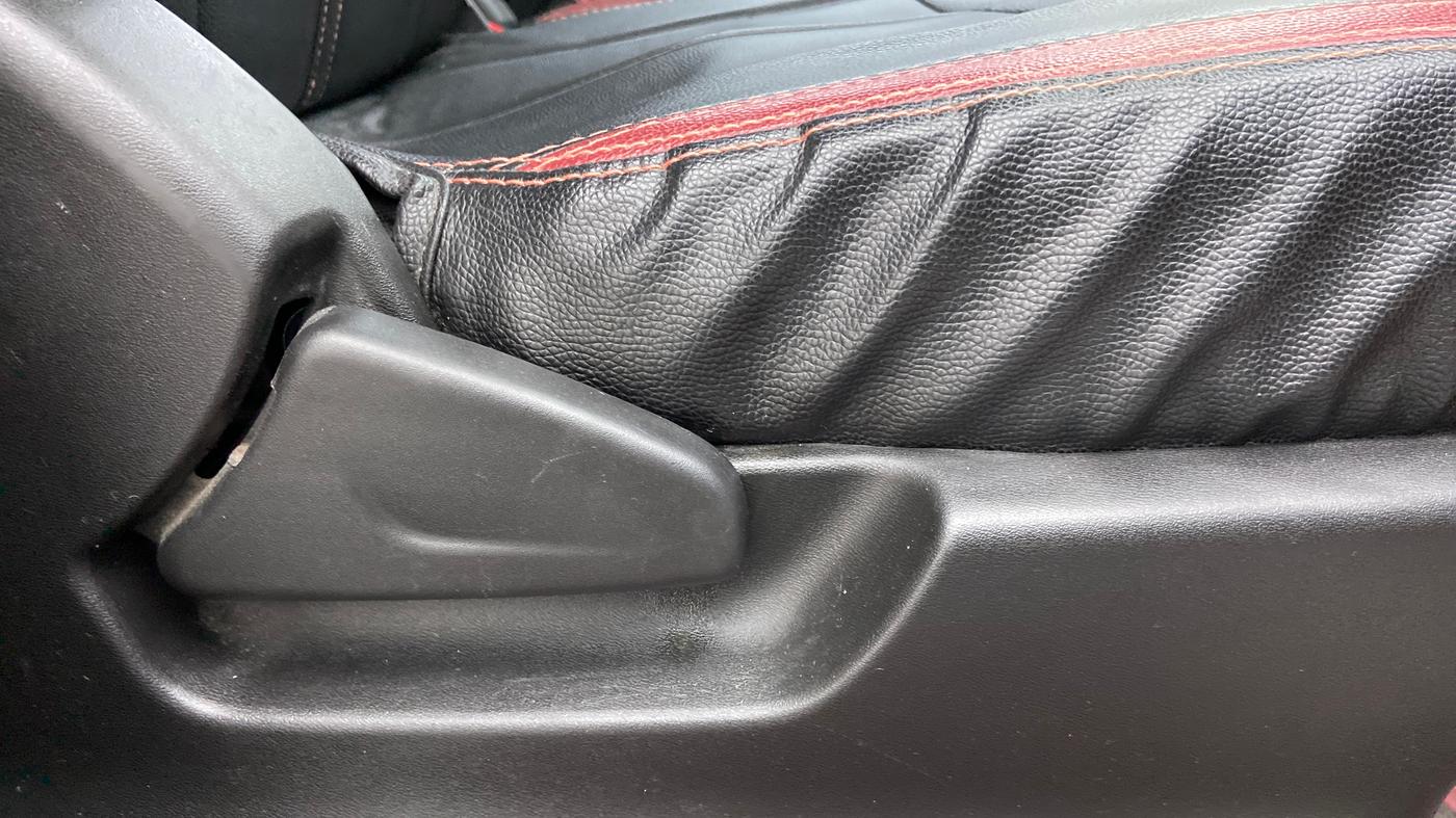 2018 Datsun Redi Go T(O) 1.0L LIMITED EDITION, Petrol, Manual, 76,222 km, Driver Side Adjustment Panel