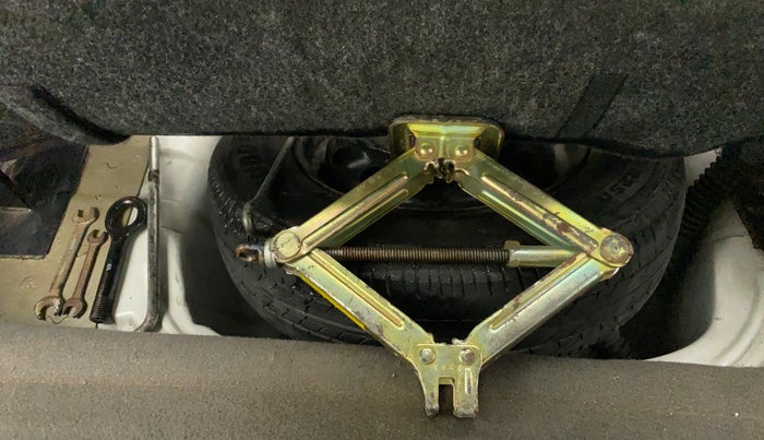 2013 Hyundai i10 MAGNA 1.1, CNG, Manual, 64,200 km, Spare Tyre