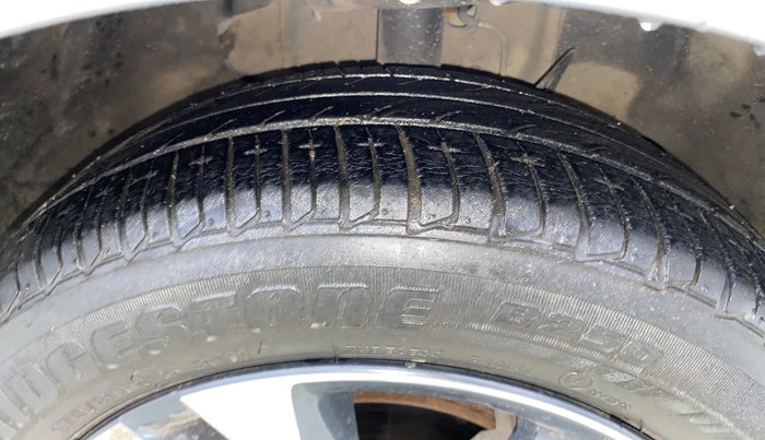 2019 Tata Tiago XZ PLUS PETROL, Petrol, Manual, 24,027 km, Right Front Tyre Tread