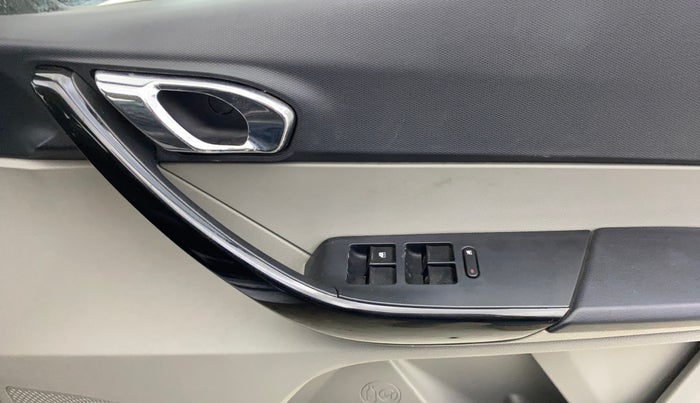 2019 Tata Tiago XZ PLUS PETROL, Petrol, Manual, 24,027 km, Driver Side Door Panels Control