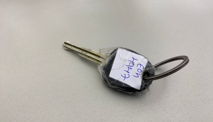 2013 Hyundai Eon ERA +, Petrol, Manual, 87,265 km, Key Close Up